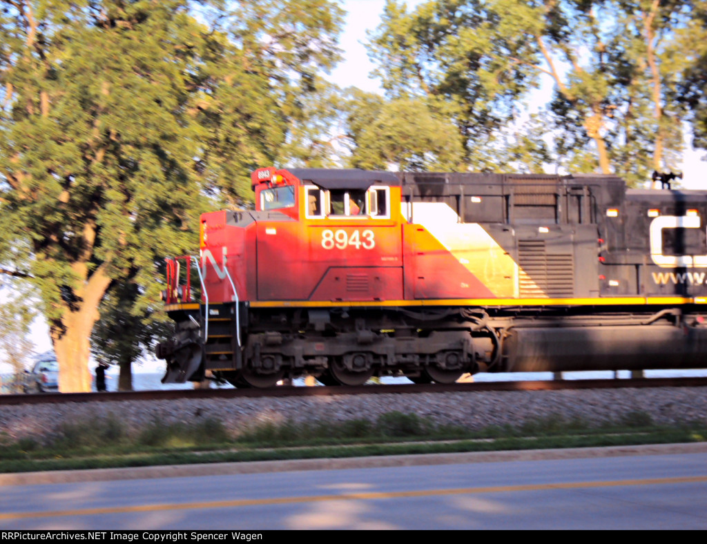 CN 8943